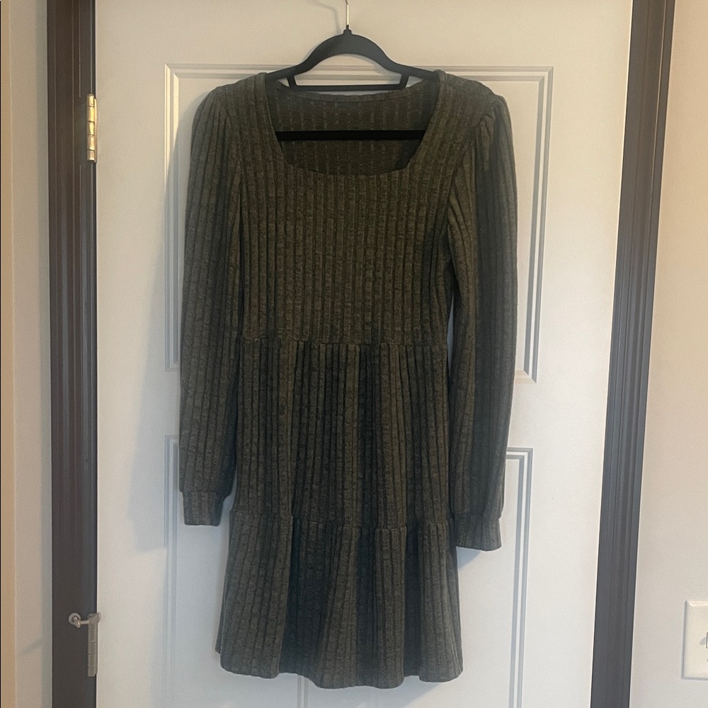 Ribbed Knit Long Sleeve Dress